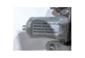 Leve vitre electrique arriere droit TOYOTA COROLLA VERSO 2 Photo n°3