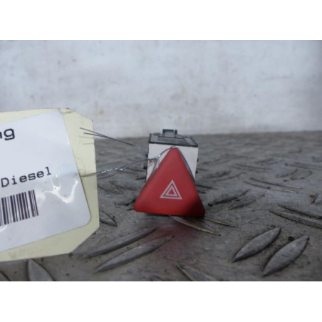 Bouton de warning VOLKSWAGEN SCIROCCO 3