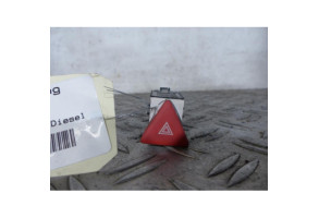 Bouton de warning VOLKSWAGEN SCIROCCO 3 Photo n°1
