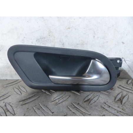 Poignee interieur avant droit VOLKSWAGEN SCIROCCO 3