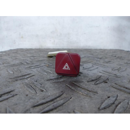 Bouton de warning PEUGEOT 407