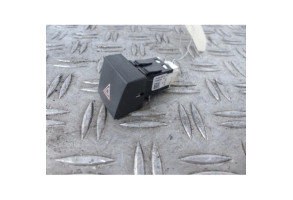 Bouton de warning PEUGEOT 508 1 SW Photo n°2