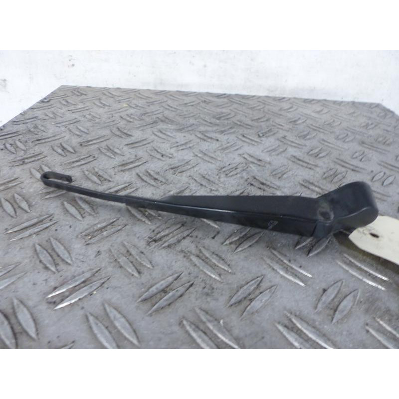 Bras essuie glace arriere FORD FIESTA 5 Photo n°1