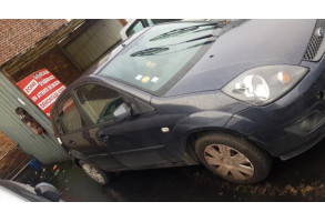 Verin de coffre FORD FIESTA 5 Photo n°4