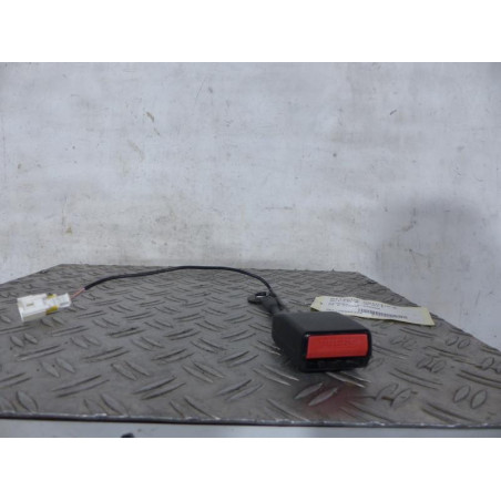 Attache ceinture arriere droit CITROEN C6