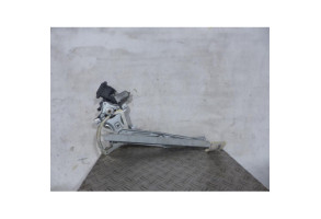 Leve vitre electrique avant gauche TOYOTA YARIS 2 Photo n°1
