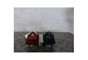 Bouton de warning RENAULT MEGANE 2 Photo n°1