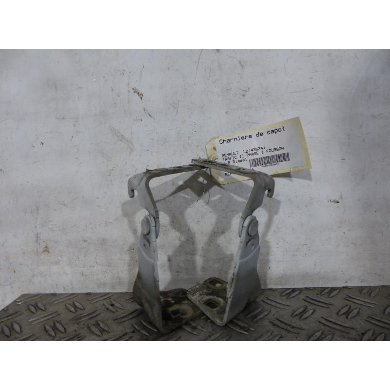 Charniere de capot RENAULT TRAFIC 2 Photo n°1