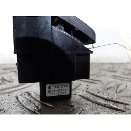 Bouton de warning OPEL AGILA B