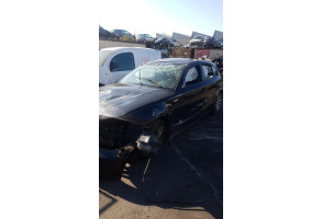 Feu arriere stop central BMW SERIE 1 E87 Photo n°8