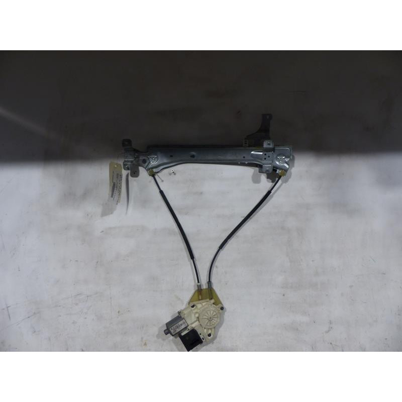 Leve vitre electrique arriere droit RENAULT MEGANE 3 Photo n°1