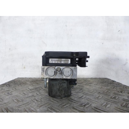 Bloc ABS (freins anti-blocage) TOYOTA COROLLA VERSO 2
