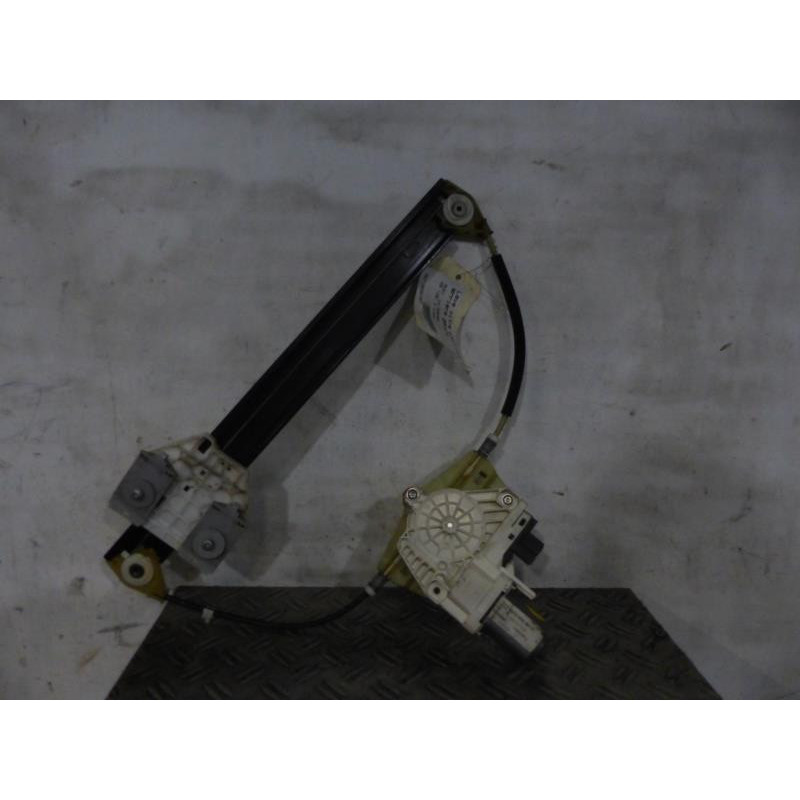 Leve vitre electrique arriere gauche AUDI A6 3 Photo n°1
