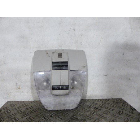 Eclairage de plafonnier MERCEDES CLASSE B 245
