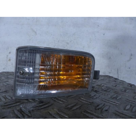 Optique avant secondaire gauche (feux)(clignotant) TOYOTA RAV4 2