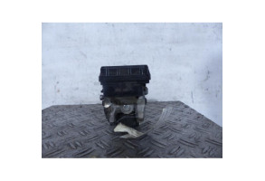 Bloc ABS (freins anti-blocage) TOYOTA RAV4 2 Photo n°4