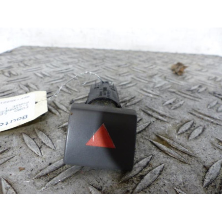 Bouton de warning FORD TRANSIT CONNECT 1
