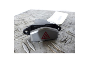 Bouton de warning KIA CARENS 2 Photo n°1