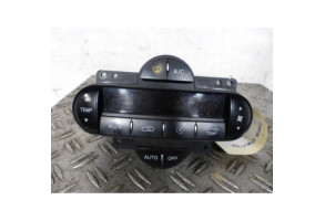 Commande chauffage KIA CARENS 2 Photo n°1