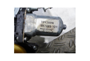 Leve vitre electrique arriere gauche TOYOTA COROLLA VERSO 2 Photo n°4