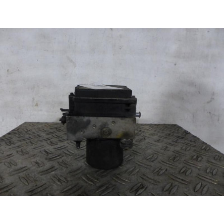Bloc ABS (freins anti-blocage) TOYOTA COROLLA VERSO 2