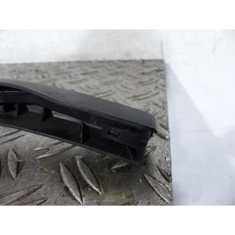 Bras essuie glace arriere HONDA FR-V Photo n°1