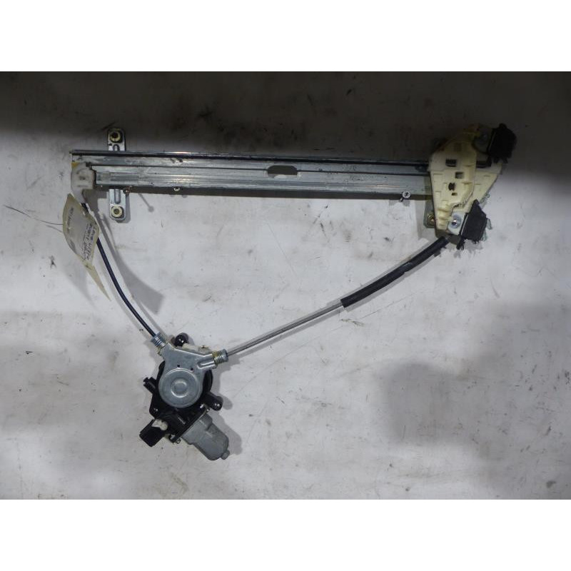 Leve vitre electrique avant gauche HONDA FR-V Photo n°1