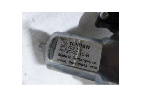 Leve vitre electrique avant gauche TOYOTA YARIS 2 Photo n°3