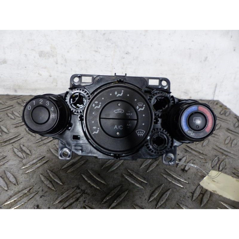 Commande chauffage FORD FIESTA 6 Photo n°1