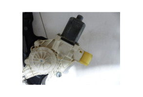 Leve vitre electrique avant droit BMW SERIE 1 E87 Photo n°2