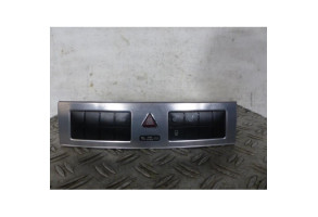 Bouton de warning MERCEDES CLASSE C 203 Photo n°1
