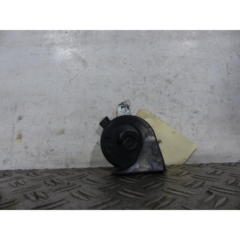 Avertisseur/Klaxon OPEL CORSA D Photo n°1