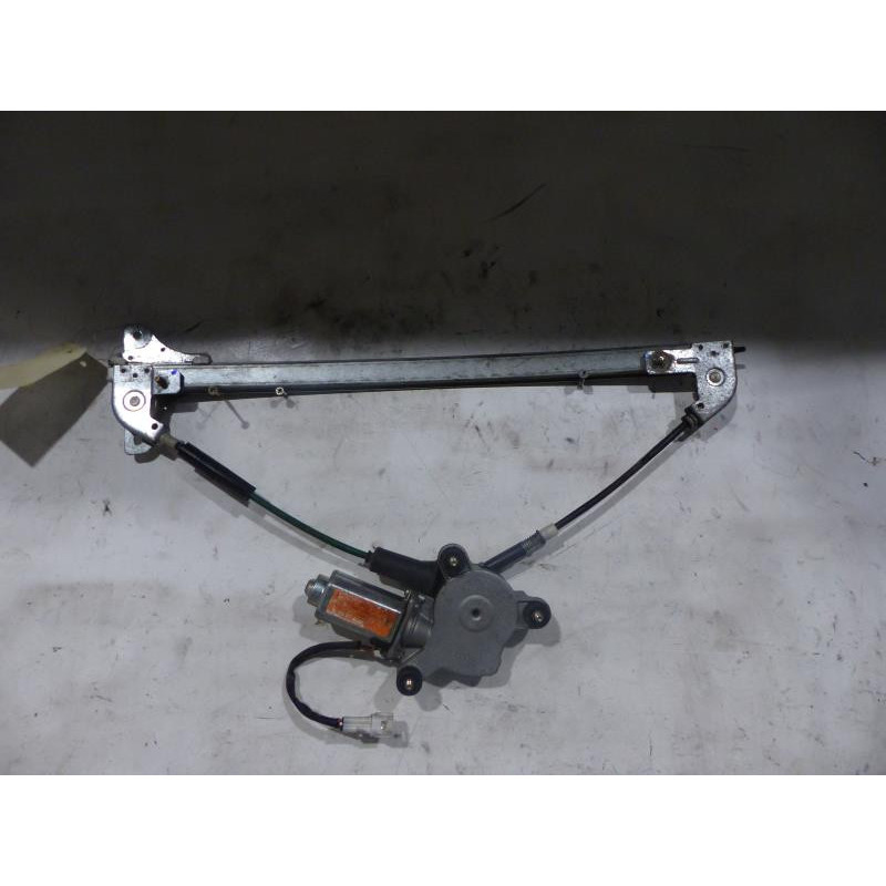Leve vitre electrique avant droit OPEL AGILA A Photo n°1