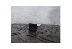 Bouton de warning VOLKSWAGEN POLO 5 Photo n°1