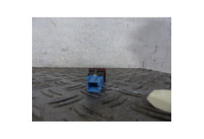 Bouton de warning VOLKSWAGEN POLO 5 Photo n°2