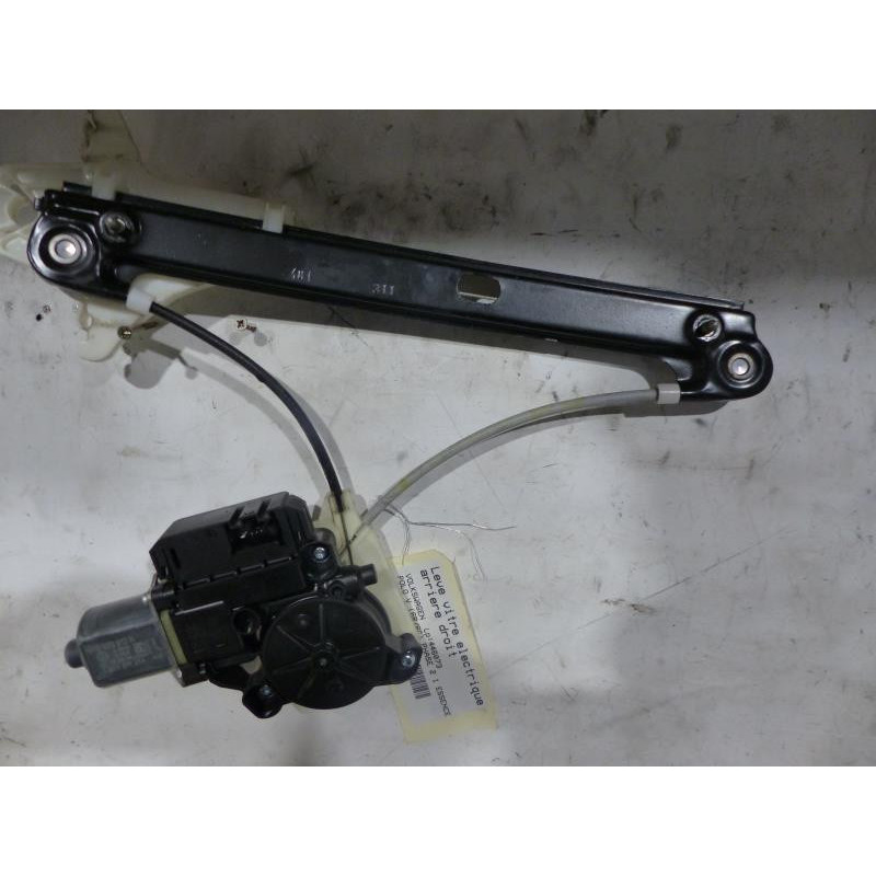 Leve vitre electrique arriere droit VOLKSWAGEN POLO 5 Photo n°1