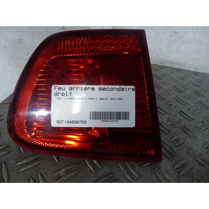 Feu arriere secondaire droit (feux) SEAT IBIZA 2 Photo n°1