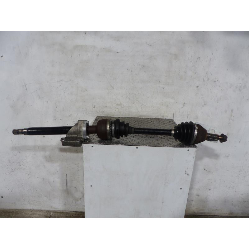 Cardan droit (transmission) OPEL ZAFIRA B Photo n°1