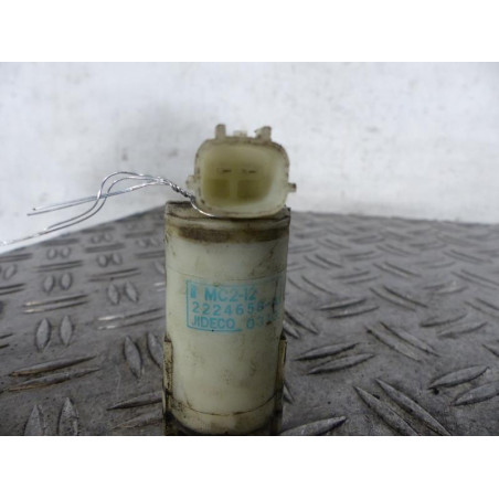 Pompe lave glace avant NISSAN NV200
