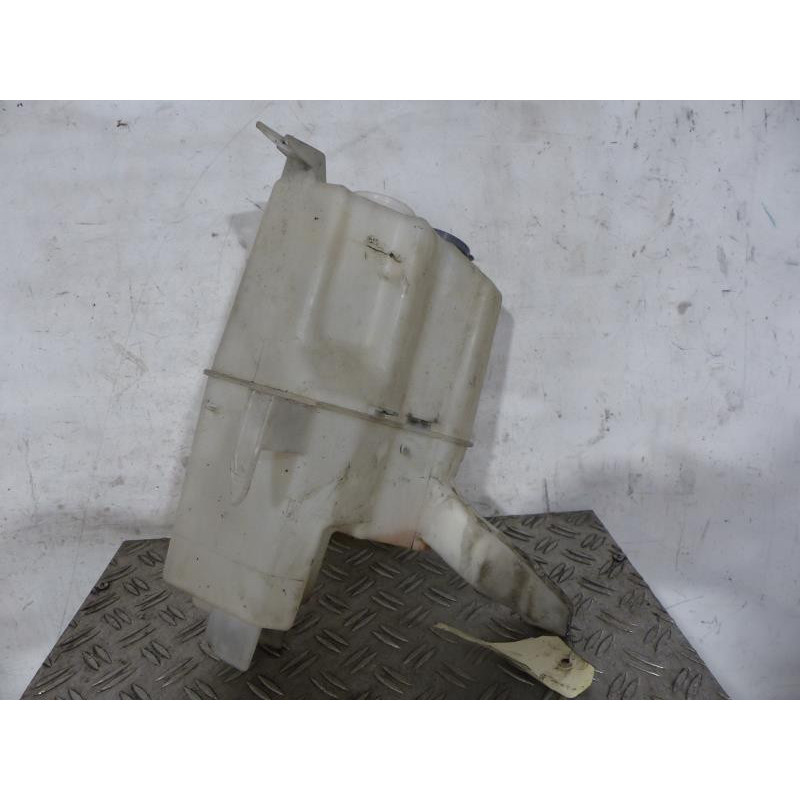 Vase de lave glace NISSAN NV200 Photo n°1