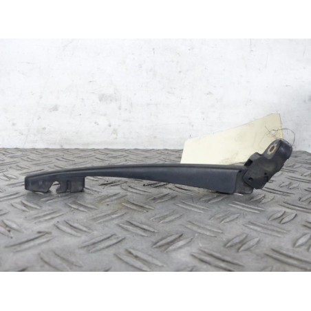 Bras essuie glace arriere SUZUKI SWIFT 3