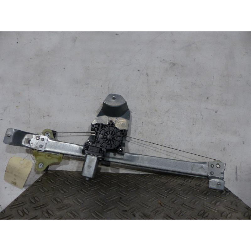 Leve vitre electrique avant droit RENAULT ZOE 1 Photo n°1
