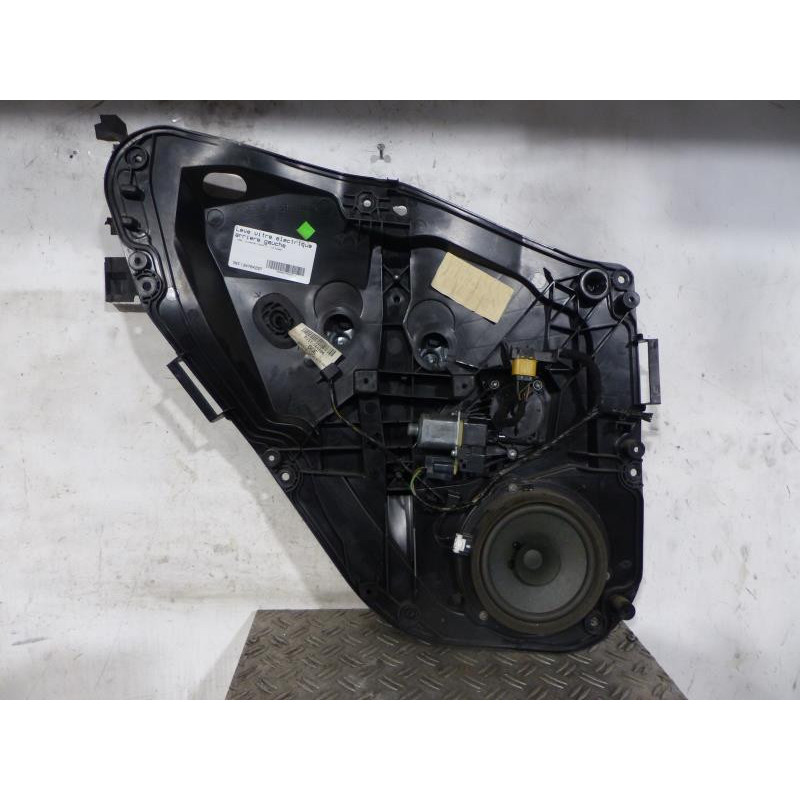Leve vitre electrique arriere gauche FORD FIESTA 6 Photo n°1