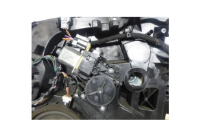 Leve vitre electrique avant droit FORD FIESTA 6 Photo n°2