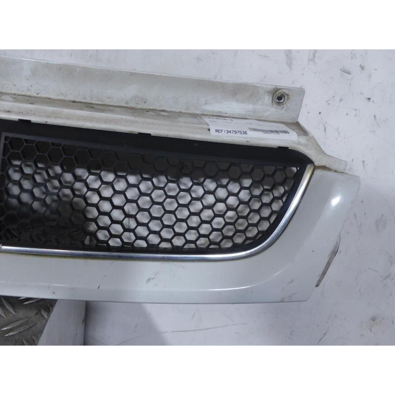 Calandre RENAULT TRAFIC 2 Photo n°1