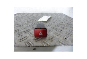 Bouton de warning HYUNDAI GETZ Photo n°1