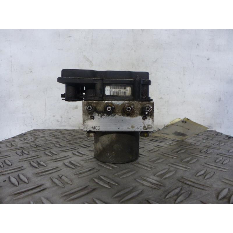 Bloc ABS (freins anti-blocage) HYUNDAI GETZ Photo n°1