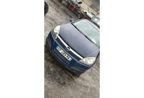 Cache moteur  OPEL ASTRA H Photo n°14