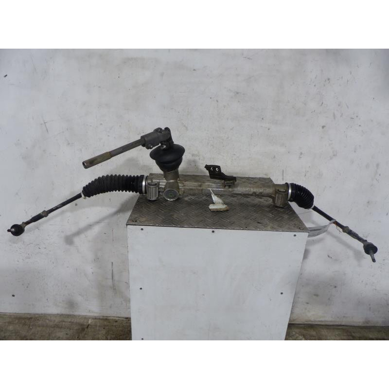 Cremaillere assistee OPEL CORSA D Photo n°1