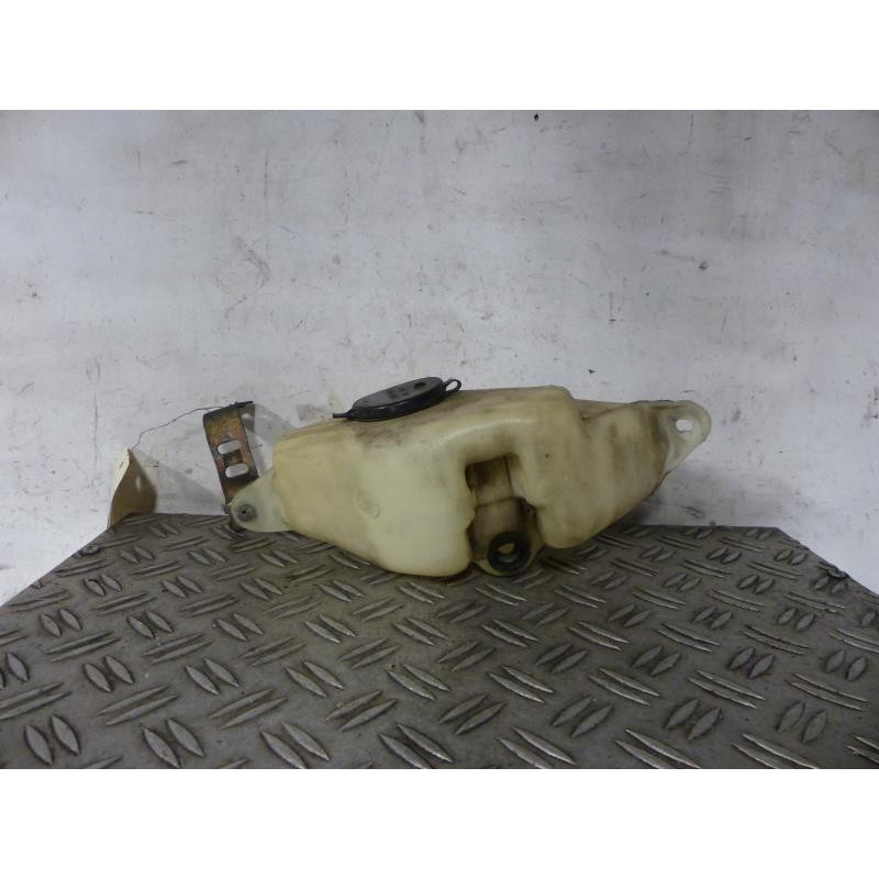 Vase de lave glace PEUGEOT 205 Photo n°1